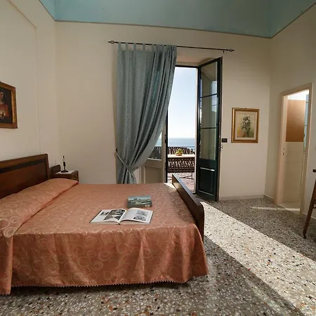 Degli Ulivi Апартаменты *